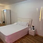 Vila Cu Garsoniere
